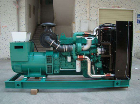 龙湖1100kw康明斯柴油发电机组图片 龙湖1100kw康明斯柴油发电机组图片